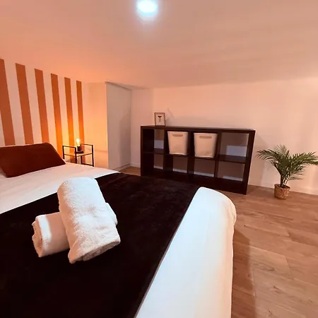 Διαμέρισμα Miribel 3 2 Bedrooms Jean Mace Λυών