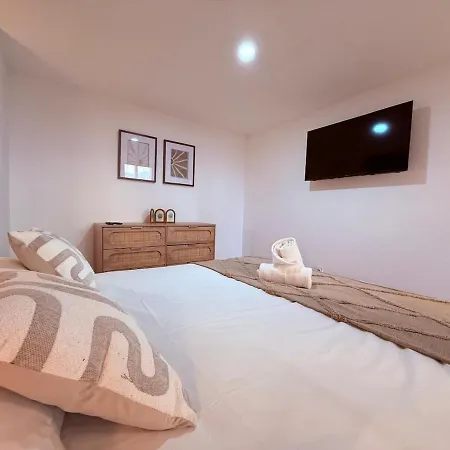 Miribel 3 2 Bedrooms Jean Mace Lyon